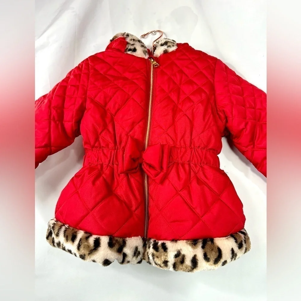 Girls Pistachio red puffer jacket with faux fur trim size 3T
